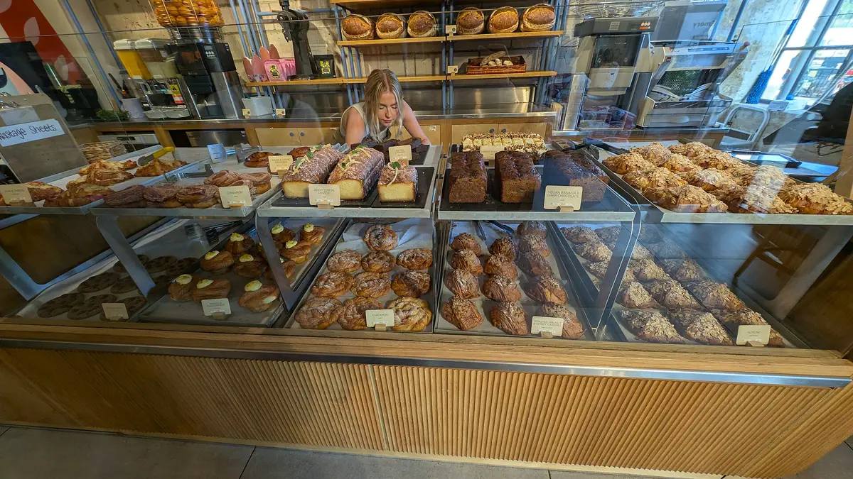 Bulgarian Bakery Hubenovi – bakery in Reedley, Burnley